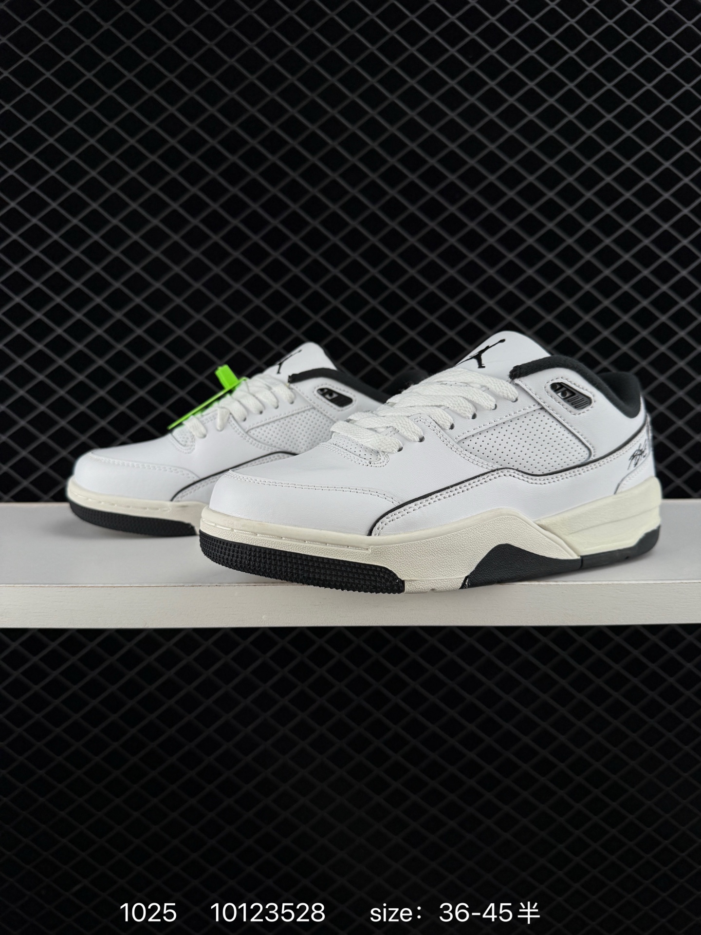 Nike Air Jordan 4 Retro OG